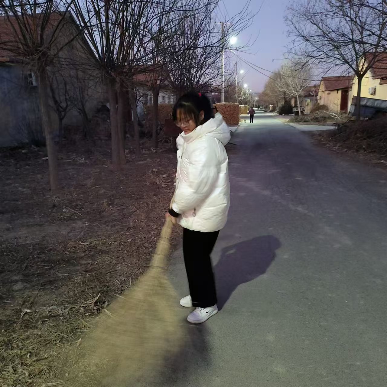 ^(q)cL
