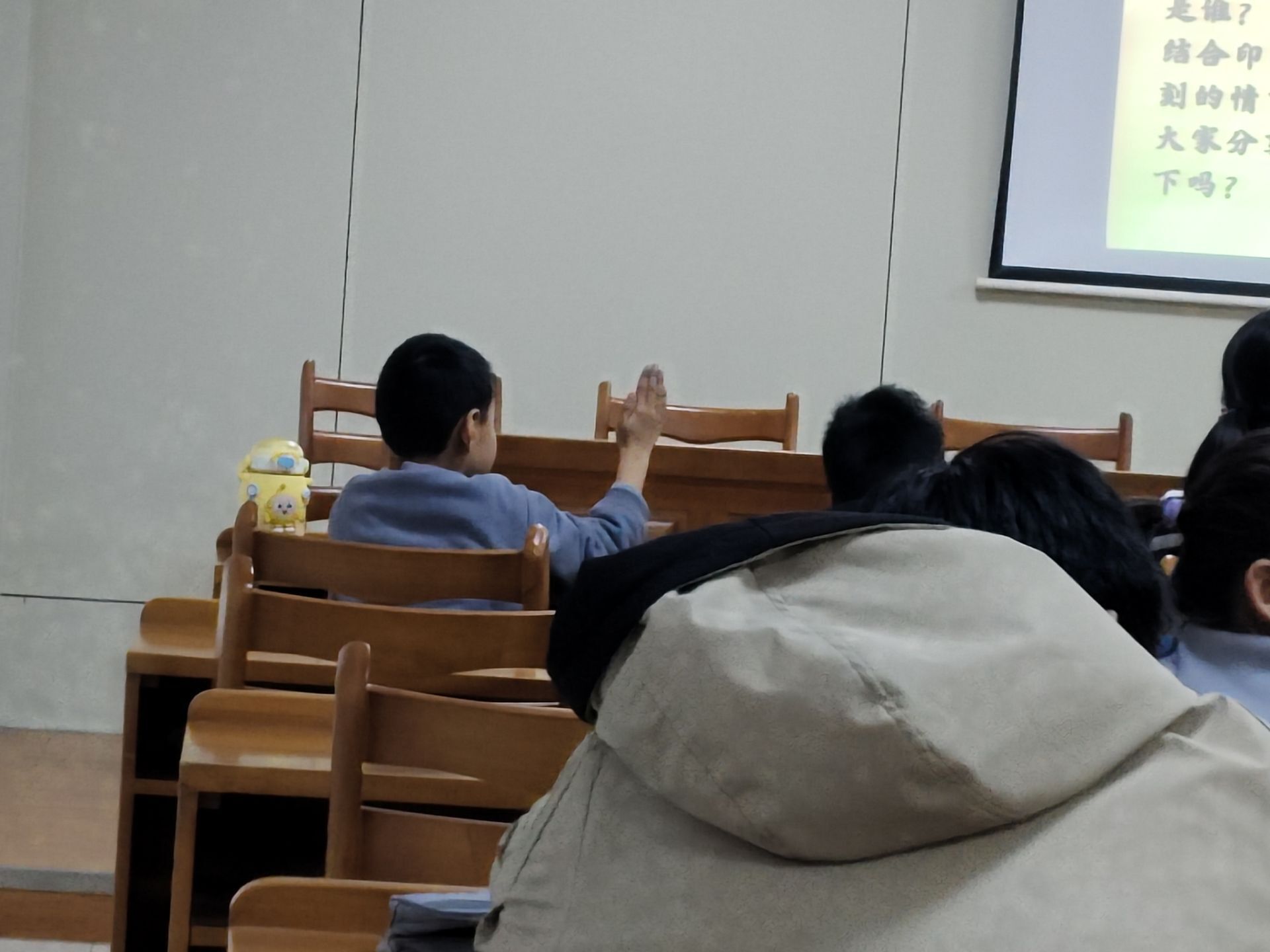 山大春暉 “平蕪春山” 支教隊首日開課:孩子知識與歡樂雙收